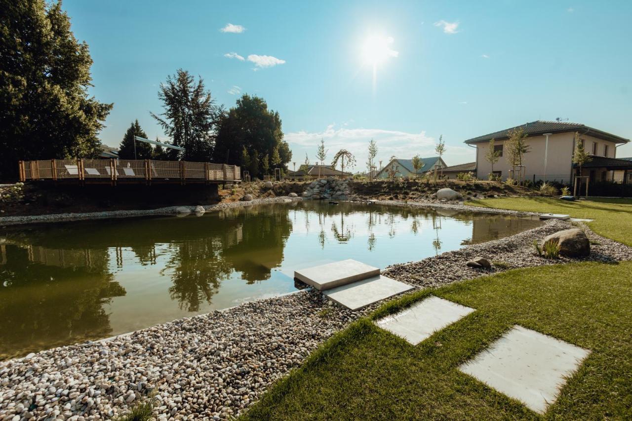 Hotel Resort Lovecka Basta Strakonice Exteriör bild